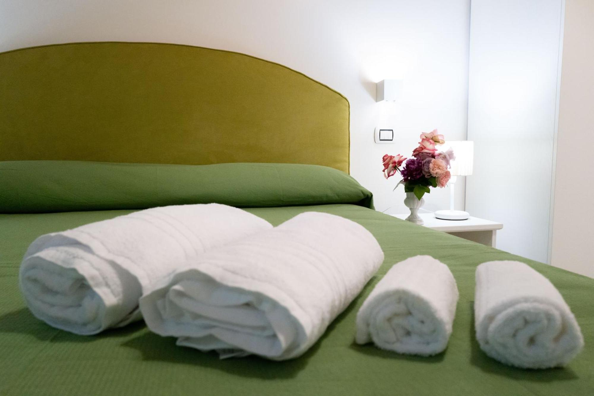 Stellaris Bed & Breakfast Siderno ภายนอก รูปภาพ