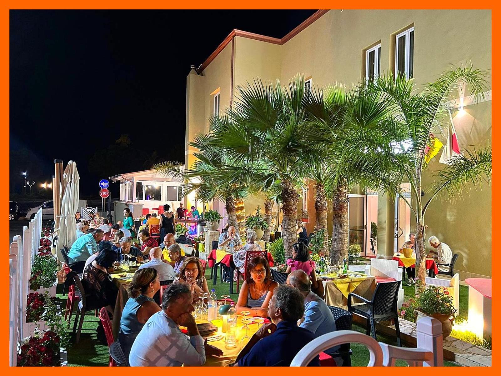 Stellaris Bed & Breakfast Siderno ภายนอก รูปภาพ